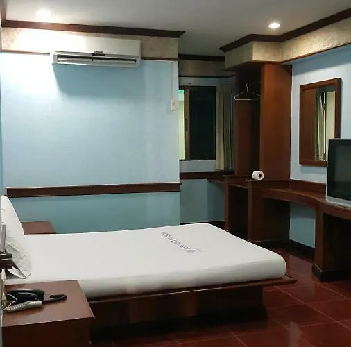 公寓式飯店 West Wing Mansion 3*